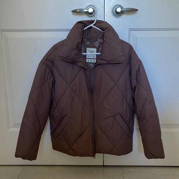Abercrombie mauve crop puffer jacket - Picture 1 of 2
